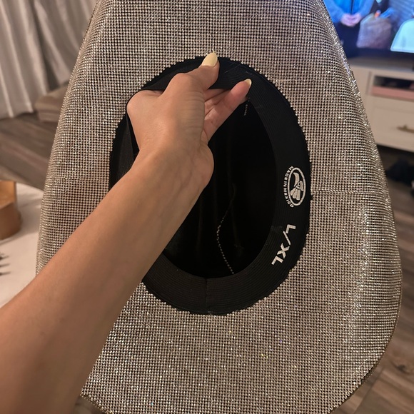 Flawed - black Rhinestone cowboy hat - Picture 5 of 7